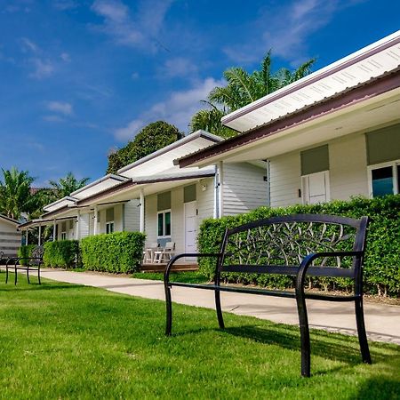 One Chumphon Hotel Exterior photo